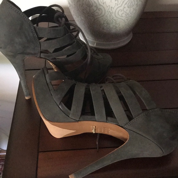 Schutz platform lace up suede stilettos - Picture 2 of 4